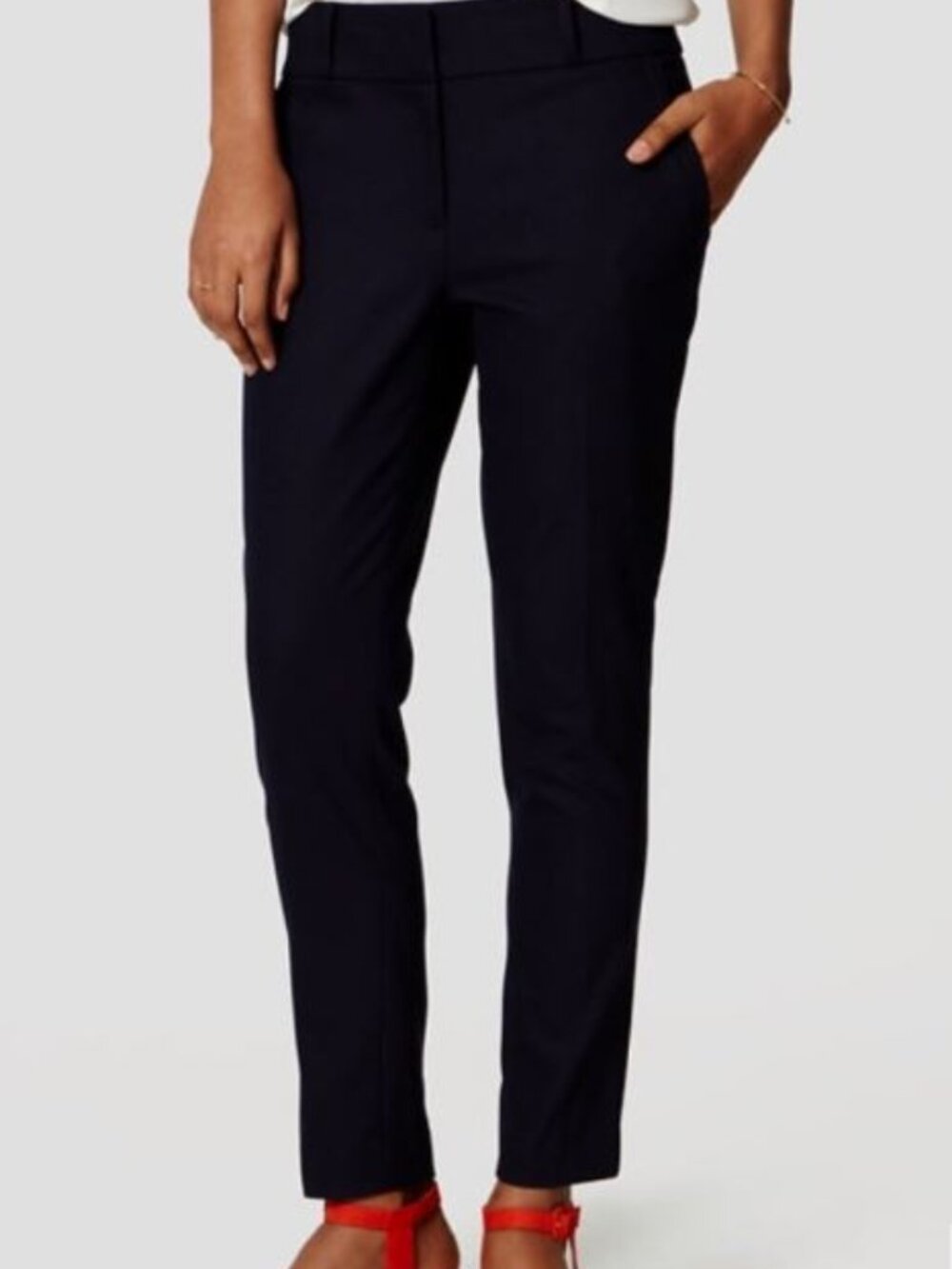LOFT Womens Marisa Classic Black Straight Leg Ankle pants, Size 8